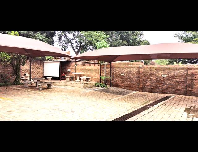 80M² BUSINESS CENTRE TO LET IN ELDORAIGNE